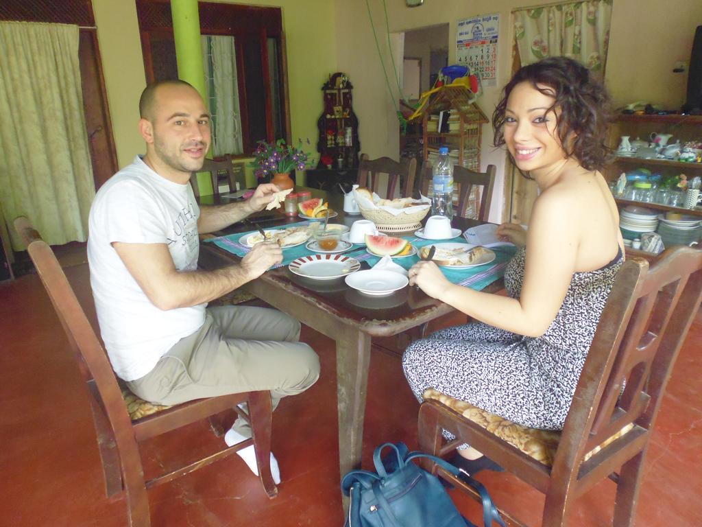 The Nilmini Lodge Sigiriya Eksteriør billede