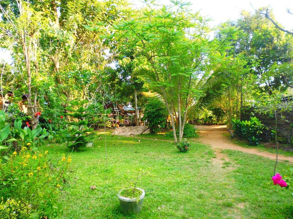 The Nilmini Lodge Sigiriya Eksteriør billede