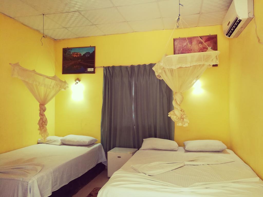 The Nilmini Lodge Sigiriya Eksteriør billede